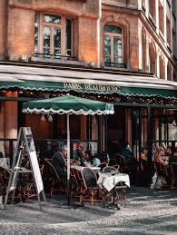 Pomimo kryzysu we francji kryzysu właściciele domów handlowych zacierają ręce. 33 Ciekawostki O Francji Kulinarne Turystyczne I Ciekawe