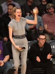 Adam levine and his wife behati prinsloo have welcomed their second child, a daughter named gio grace levine, his rep confirms to people exclusively. Behati Prinsloo Adam Levine And Kids Pose For Rare Family Photo People Com