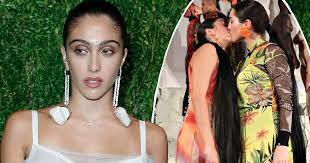 Madonna's daughter lourdes leon showcases dancer's figure in tiny crop top in the snap, which was a campaign shot by photographer mayan toledano for barragan, lourdes poses on a motel bed. Lourdes Leon Madonna S Daughter Lourdes Simulates Orgy On Stage At Miami Fashion Show Madonna