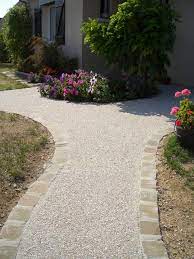 Spécialiste de l'enrobé dans toute la france. Revetement Allee Quelles Sont Les Possibilites De Materiaux Allee En Beton Jardin En Pente Amenagement Jardin