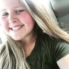 Colleen Thieme's Instagram, Twitter & Facebook