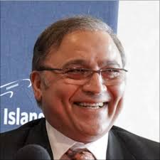 Wage hikes, bonus in new contract approved for Rhode Island's airport  workers • Rhode Island Current