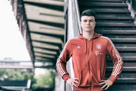 Bild spoke to athletics coach matthias blankenburg. Wie Der Deutsche Fussball Seinen Nachwuchs Kaputtscoutet Gq Germany