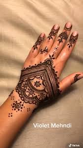 Violet Mehndi Provides Natural Henna Body Art And Artwork To Long Island Ny Di 2020 Tato Henna Henna Seni Tubuh