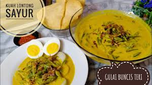 Yuk intip gulai sayur apa aja! Enak Nya Kebangetan Yuk Cobain Kuah Lontong Sayur Ter Enak Gulai Buncis Teri Youtube