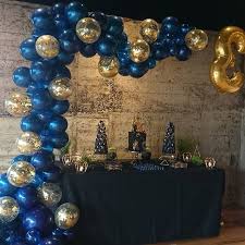 Navy And Gold Table And Cakes By The Very Talented Madaboutcakesaustralia Gold Graduation Party Gold Party Decorations Gold Birthday Party