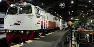 You want to go on vacation or come home, but don't know the train schedule to your destination? Kai Gratiskan Tiket Kereta Lokal Besok Cek Daftarnya Dream Co Id