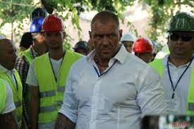 A fradi security most azzal jön, hogy a farpofa között be lehet hozni a kést hagyjuk már ezt. Toth Csabaek Az Uj Szekusok Ujpesten Ujpesti Hirmondo