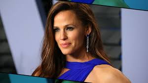 Julia McDermott to Star in Netflix Drama “Weather Girl” Based