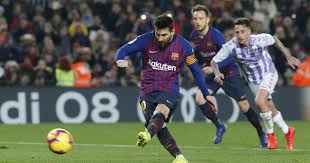 La Liga Lionel Messi Guides Barcelona To 1 0 Win Over Real