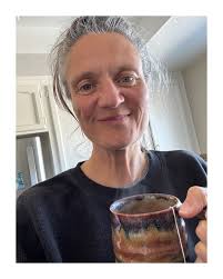 This was so much fun. Thank you @doctordeluna at @dropitlikeitsdoc for a  beautiful conversation. We talked about being human, having compassion for  and learning how to listen to and care for these