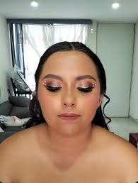 Maquillaje social para graduación 👩🏻‍🎨🎓, #aquibrillamostodas ✨ #fyu  #viral #makeuptutorial #maquillaje #maquillistamexicana🇲🇽