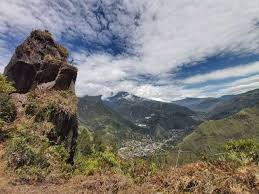 Hence its name, holy hot springs. Cinco Senderos Se Habilitan En Banos De Agua Santa Noticias Tungurahua La Hora Noticias De Ecuador Sus Provincias Y El Mundo