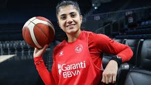 A milli kadın basketbol takımı etiketine sahip 20 sonuç bulundu. Milli Basketbolcu Merve Aydin Fransa Da Oynamanin Mutlulugunu Yasiyor