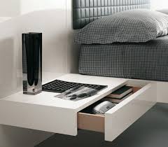 Lit Design Aladino Up Table Design Le Design Fr Chambre Futuriste Table De Chevet Design Table De Chevet Suspendue