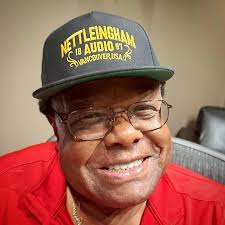 The Boogie Cat, Norman Sylvester sporting his new flat rim Nettleingham  Audio hat 😀