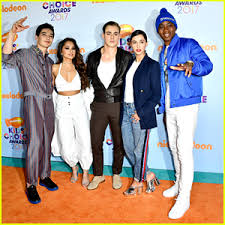 Power rangers (2017) year poster printed: Becky G Her Power Rangers Cast Almost Got Slimed At The Kcas 2017 2017 Kids Choice Awards Becky G Dacre Montgomery Kcas Kids Choice Awards Ludi Lin Naomi Scott Rj