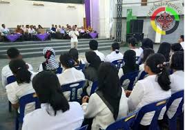 Sahabat pendidikan, sk penugasan guru mengajar atau pembagian tugas yang saya maksud disini bukanlah secara kolektif, namun khusus per orangan dan memang sk ini penting untuk dibuat serta diserahkan kepada guru yang bersangkutan. 1 218 Guru Honorer Di Tapteng Diberikan Sk Oleh Bupati Batak Post