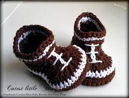 These baby boots are knitted in sockweight 4 ply yarn and the foot is about 8 cm long. Pin On Children S Crochet