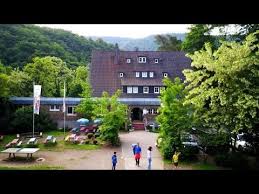Who is altenar and what do they do? Jugendherberge Altenahr Klein Mit Grossem Herz Swr Landesschau Rheinland Pfalz Youtube