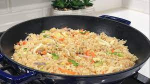 Add about 2 tablespoon full of soy sauce, the oxo stock cube; Learn How To Cook This Delicious Ghanaian Fried Rice Watch Bellanaija