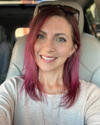 Jen Iris (@jen_iris_) • Instagram photos and videos