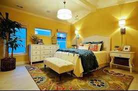 Master Bedroom 15 X 14 With Vaulted Ceilings Adjoining Master Bathroom And Walk In Closet Bedroom Inspirations Home Home Decor