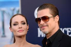 Page six first reported the news. Hollywood Angelina Jolie Brad Pitt So Lief Es Im Bett Brigitte De