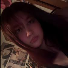 I'm searching for an outfit for the concert and I stumbled