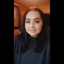 Mandy Meier's Instagram, Twitter & Facebook