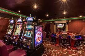 Although casinos would like you to think that everything on the floor is placed in a completely random way for ease of access and aesthetics, this certainly isn't the case. How To Win At Slots Best Tips And Tricks To Win More Money