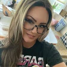 Jay Rose's Instagram, Twitter & Facebook