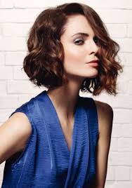 Carre Asymetrique Ondule Camille Albane