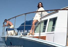 Christopher Walken Stays Quiet Over Reopening Of Natalie Wood Drowning Case Natalie Wood Christopher Walken Splendour In The Grass
