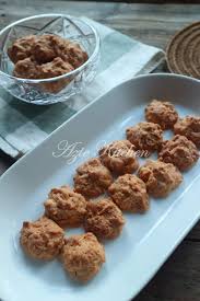 Sila ke halaman list kuih raya 2014 dan list hamper 2013 untuk keterangan lanjut. Biskut Cornflakes Rangup Dan Sedap Buat Hidangan Raya Azie Kitchen