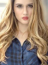 Mulai 7 juli 2008 setiap hari jam 18.00 wib di rcti cast: Cinta Laura Biography Career Boyfriend Net Worth