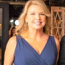 Deirdre Weiss's Instagram, Twitter & Facebook