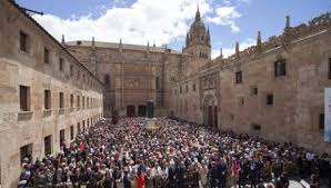 Según mi experiencia como estudiante, su buena reputación es merecida. Alumnos Que Llevan Por Bandera A La Universidad De Salamanca