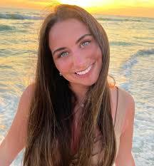 Hannah Lerner's Instagram, Twitter & Facebook