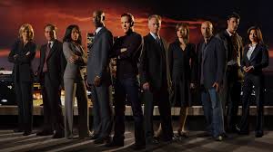 Download Wallpaper 1920x1080 24 Serial Actors People Full Hd 1080p Hd Background Actors Kim Raver Hot Cocoa Gift