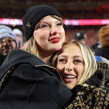 Brittany Mahomes Says She's 'Incredibly Honored' by Taylor Swift Friendship 