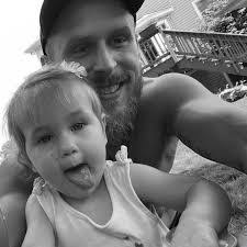 Rachel Ribeiro's Instagram, Twitter & Facebook