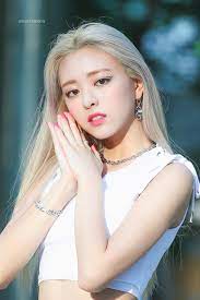 Yuna Pics On Twitter Girl Itzy Kpop Girls