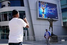 Emmy Awards 2020 Live Chat In 2020 India Breaking News Emmy Awards Latest News Headlines