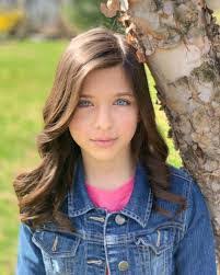 Abby Eckstein's Instagram, Twitter & Facebook