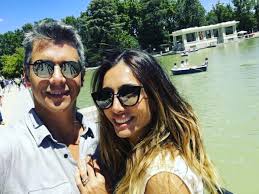 Marcio garcia fala pela primeira vez sobre o the voice kids. Sem Os Quatro Filhos Marcio Garcia Curte Nova Lua De Mel Com A Esposa Tv Foco