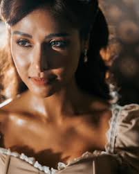 Back with a bangsss… literally 😂 @bangstnj ✨💕