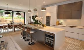 China Modern Style Home Furniture Kitchen White Lacquer Paint Kitchen Cabinet China Kitchen Kitchen Cabinet