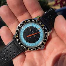 The bivouac was introduced in 1962 for use by mountaineers, the company advertised the watch's success on expeditions to antarctica and on. Vintage Favre Leuba Bivouac 53203 Eddie Bauer Stainless Steel Barometer Wristwatch Hashtag Watch Company