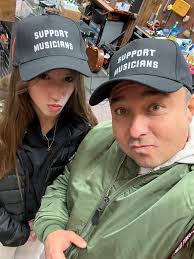 New progressing band from Sussex county looking for a lead guitarist and a  Male lead singer this is a hard rock cover band please pm if interested